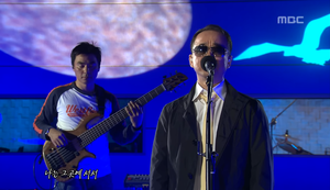 잊었던 멜로디가 찡하게 울린다… “나는 혼자 걷고 있던 거지”[주철환의 음악동네]