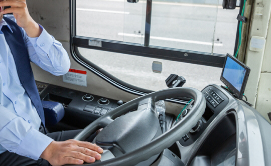 시내버스 속 모습. 게티이미지뱅크