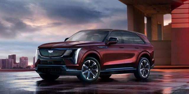 미국 제너럴모터스(GM)의 프리미엄 자동차 브랜드 캐딜락이 출시한 플래그십 SUV ‘에스컬레이드’의 전기차 모델 ‘에스컬레이드 IQ’. 한국GM 제공