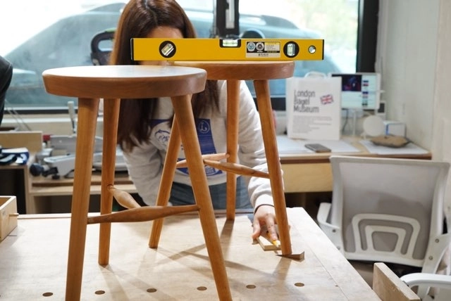 평창동 평생학습센터 ‘동글동글 스툴만들기’. 종로구청 제공