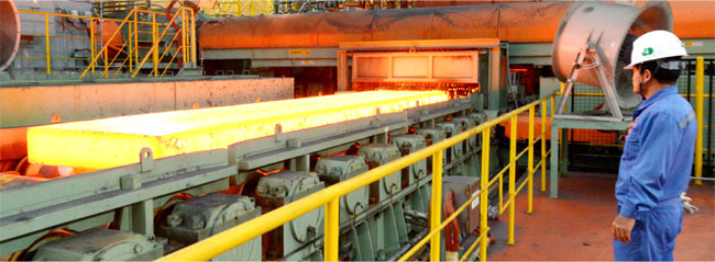 철강·석화 직격탄에 4개도시 폐업·공실… “제조업 무너진다”