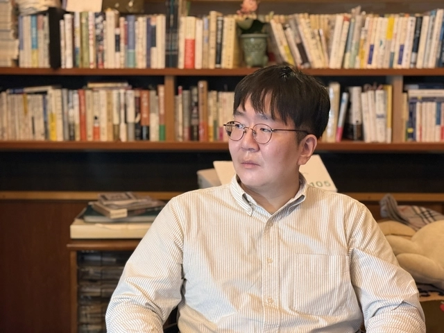 배세진 연세대 매체와 예술 연구소 연구원은 “한일 정치철학자들이 모여 고민을 공유하고 사유하면, ‘한일철학’ 이나 ‘한일사상’도 상상가능하다”고 제안했다. 박동미 기자