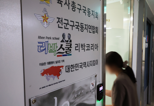  õ   ص ݿ? ִ ڽ   ϳ?