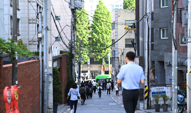 “신림동 7평 빌라 월세 100만원” 무주택자의 불안