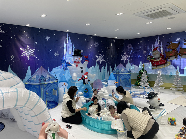 지난해 서울 양천구 서울형 키즈카페 크리스마스 포토존 모습. 양천구청 제공