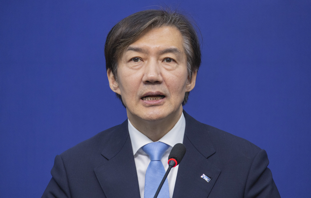 [속보]장래 대통령감 1위 조국, 2위 김민석…이어 한동훈·장동혁·이준석 순-한국갤럽