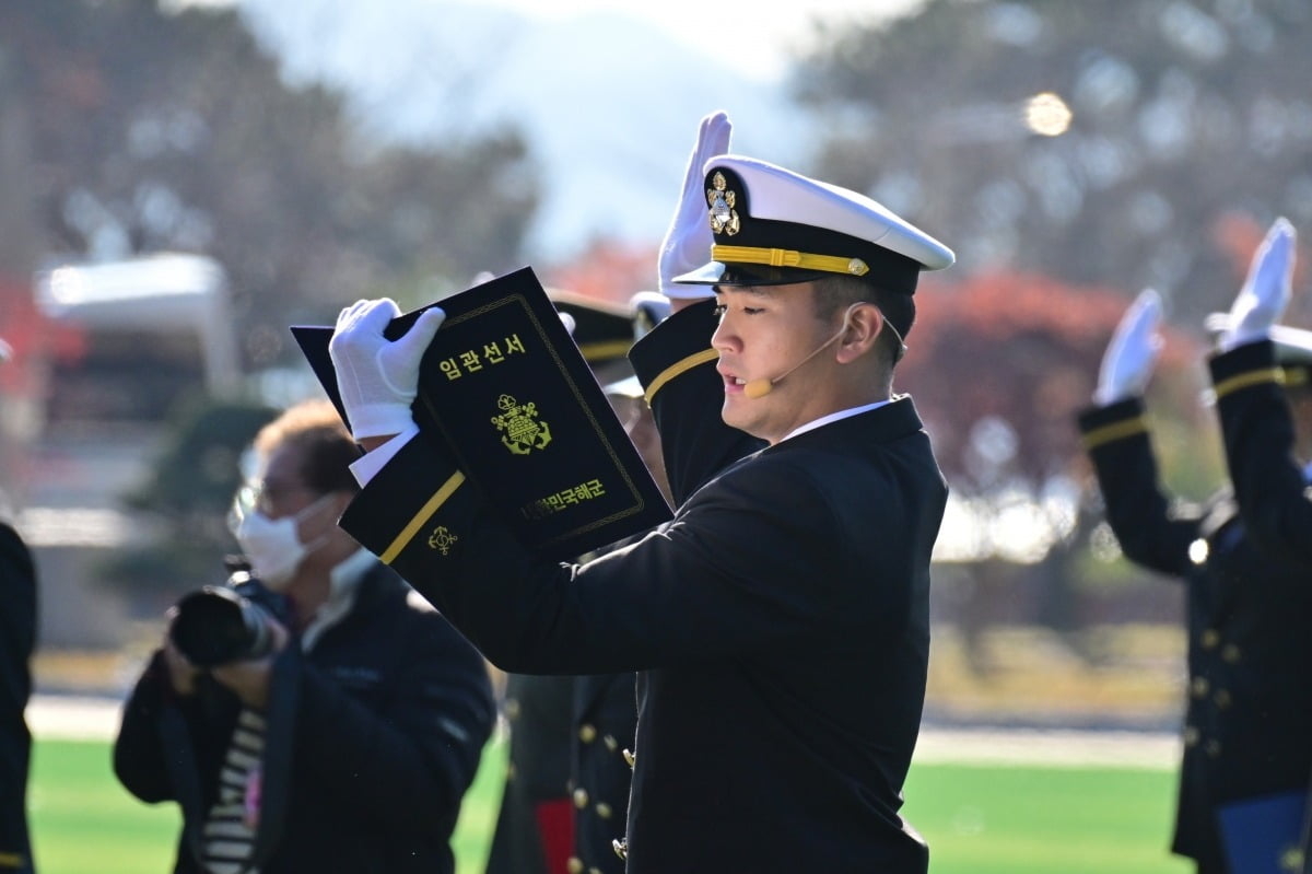 삼성家 장남 이지호 소위 좌우명 화제 …“고통 없이 인간은 진화 못한다, 그러니 즐겨라”