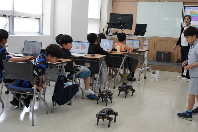 동국대학교 연계 고양시 교육발전특구 AI·로봇 학생 방학 캠프. 한국항공대학교 제공