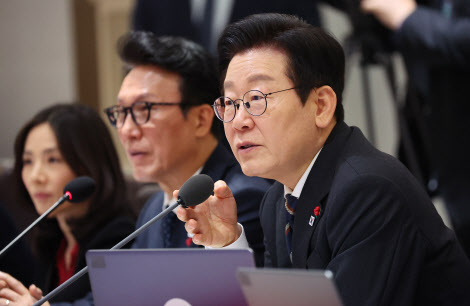 이재명 대통령이 9일 서울 용산 대통령실에서 열린 국무회의에서 발언하고 있다. 연합뉴스