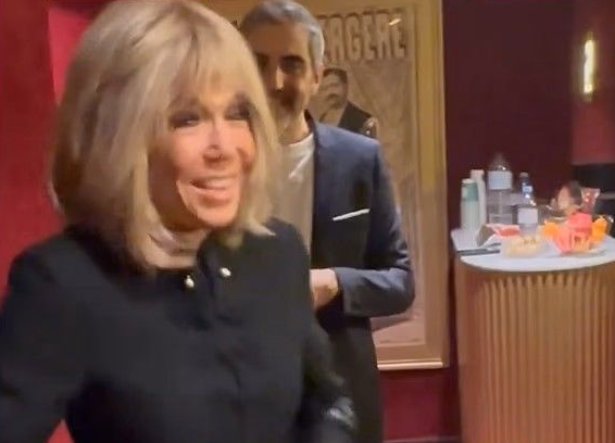 “더러운 X들” 대통령 부인, 시위대에 욕설 파문…‘이 나라’ 발칵