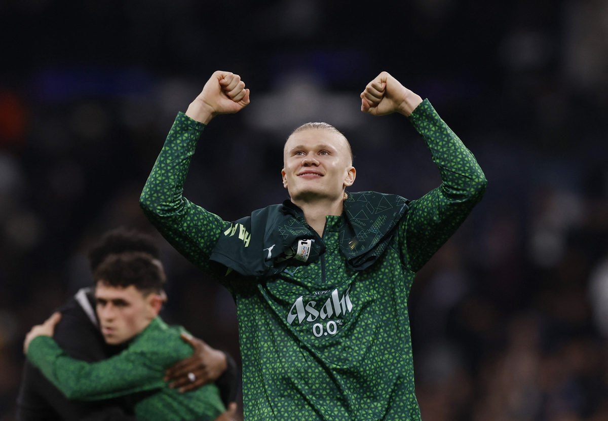 홀란 결승골… 벤치서 바라만 본 음바페