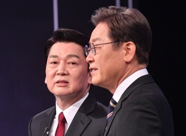 Ahn Cheol-soo ne sera pas envoyé pour sa remarque : « Lee Jae-myung s’est allongé comme s’il était mort après s’être gratté le cou »