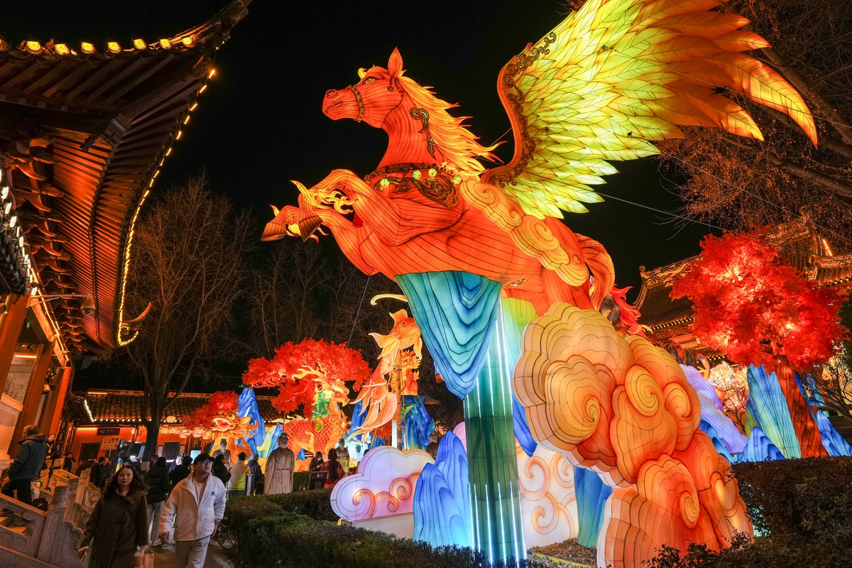 적토마의 해 관련 전등 이미지