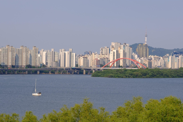 서울 아파트 풍경.  픽사베이 무료이미지.