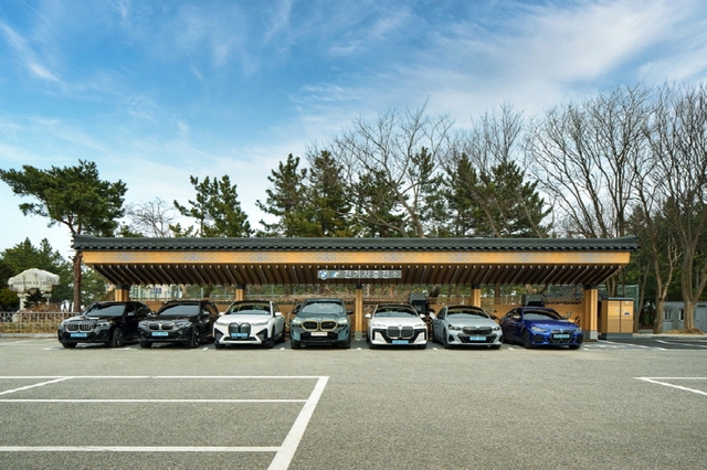  주문진 BMW 차징 스테이션. BMW코리아 제공