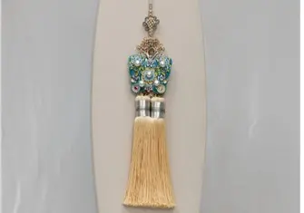 이재명 대통령 부부가 시진핑 중국 국가주석의 부인에 선물한 노리개. 청와대 제공.