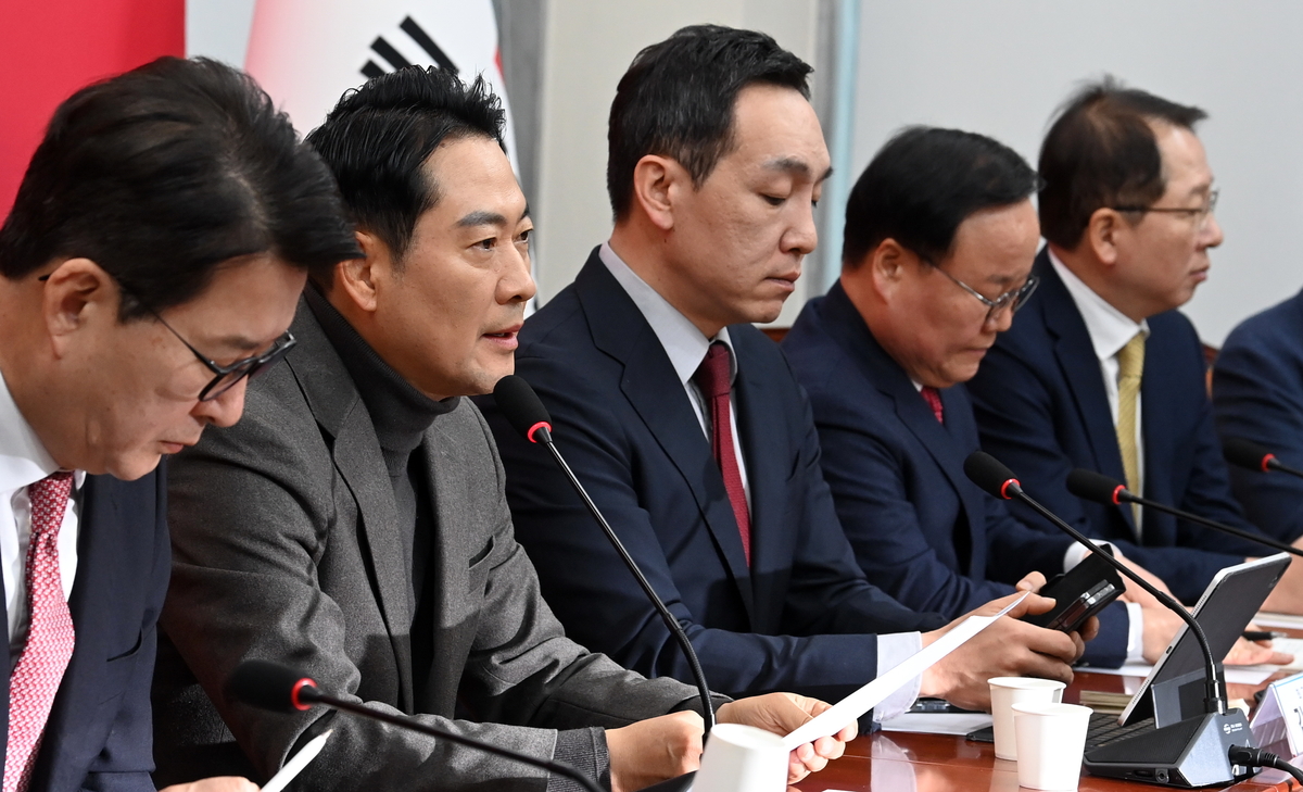 장동혁, 정점식 정책위의장 지명… ‘마이웨이 쇄신’ 밀고간다