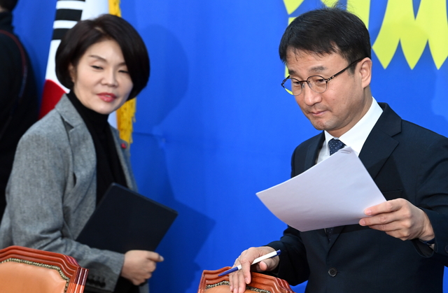 한병도 취임 첫 원내대책회의