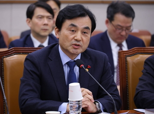 안규백 “무인기 남북공동조사 제안할 생각”…군경 30여명 투입 합동조사해 유사 기종 추락 등 분석