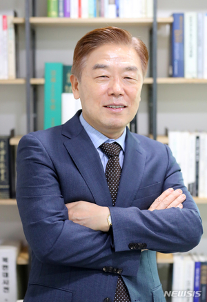 독립기념관 감사 두고 광복회 “관장 즉각 해임” vs 시민연대 “먼지털이 감사에도 ‘범죄’ 없어·인격살인 중지”