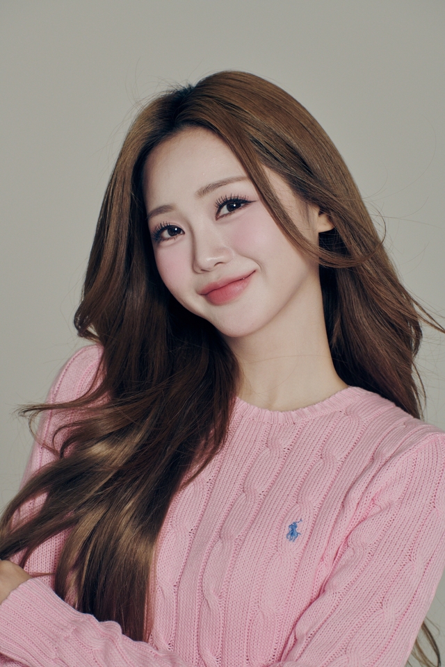 트로트가수 홍지윤