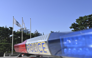 [속보]대낮 금은방 여주인 피살…도주 용의자 추적중