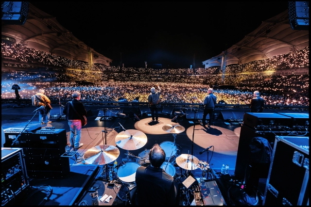 고양종합운동장에서 열린 오아시스 내한공연 현장. 라이브네이션코리아 제공