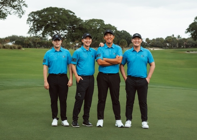 올해 ‘코리안GC’라는 팀명으로 LIV골프에서 활약할 김민규(왼쪽부터)와 송영한, 안병훈, 대니 리가 새로운 유니폼과 모자를 착용하고 포즈를 취하고 있다.  LIV 골프 제공 