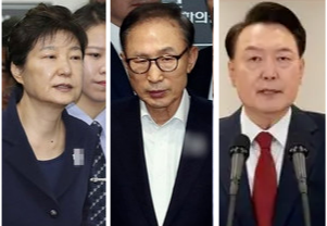 ‘세 번째 굴욕’ 생중계된 尹 재판…朴·李 이후 또 법정 선 전 대통령 “알 권리” vs “쇼 변질”