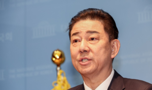 경찰, ‘김병기 의혹’ 관련자 34명 조사…“압수물 분석 후 소환”