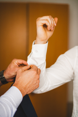 단추는 옷 여미기 위해 발명?… 시작은 ‘장식품’[김규회의 뒤집어보는 상식]