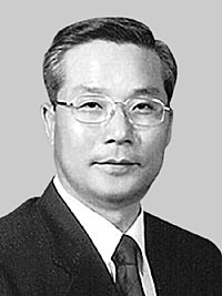 윤용현 국민대 미래모빌리티학과 특임교수