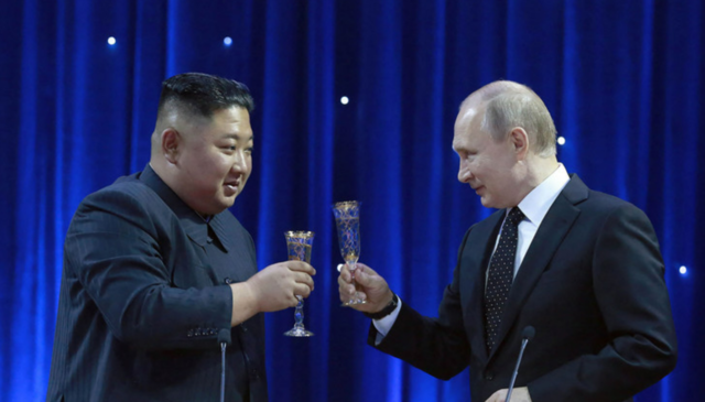 김정은(왼쪽) 북한 국무위원장과 블라디미르 푸틴 러시아 대통령. X 캡처