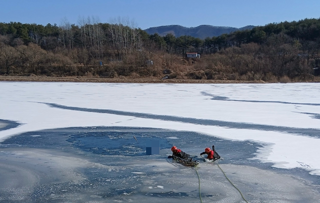 금강 사고 현장의 모습. 옥천소방서 제공.