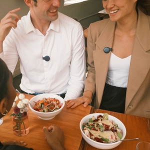 내 목·귀·가슴·손가락으로… AI, 화면 밖 일상에 스민다[ICT]