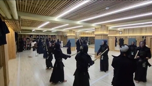 合!合!合!…“검으로 하나되는 쾌감 짜릿해요”[6시 퇴근 이후]