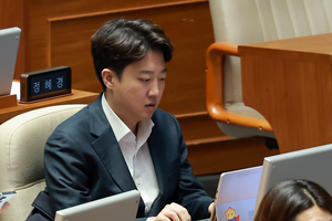 국힘 “쌍특검 공조 논의하자”… 개혁신당에 러브콜