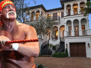 159억 원짜리 ‘전설의 집’…헐크 호건의 플로리다 자택 매물로 나온다