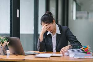 Q : 스트레스 받으면 소화불량·두통… 이 정도로 정신의학과 가도 될까요[마음상담소]