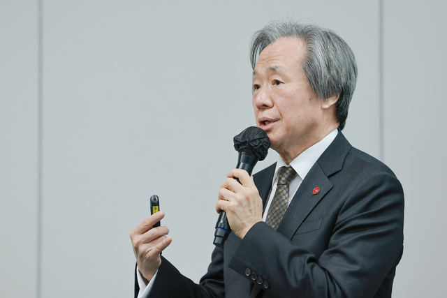 정기석 국민건강보험공단 이사장이 5일 서울 여의도 건보공단 영등포북부지사에서 정례 브리핑을 하고 있다. 연합뉴스