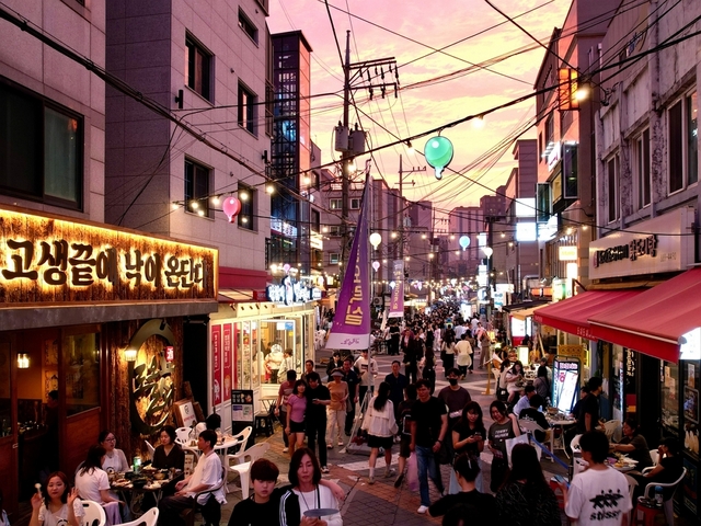 서울 관악구가 지난해 개최한 샤로수길 로컬이벤트 청춘오락실 전경. 관악구청 제공