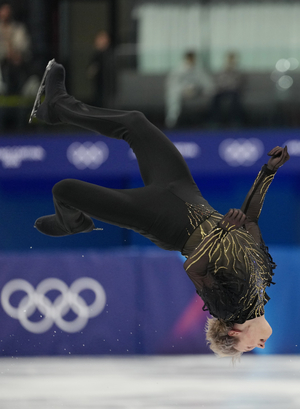 말리닌, 프리서도 백플립에 미친 ‘쿼드러플 점프 5개’[2026 밀라노·코르티나 동계올림픽]