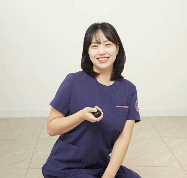 할아버지 병구완때 보듬어주던… 간절했던 간호사 꿈 이루게해줘[자랑합니다]