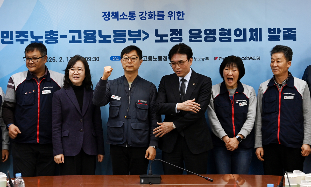 李정부 노사정 화두도 ‘AI’ … 로봇 근로자 대책 핵심의제