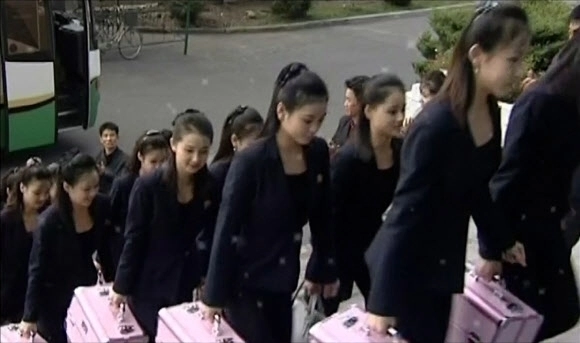 왕재산예술단 예술인들. 연합뉴스