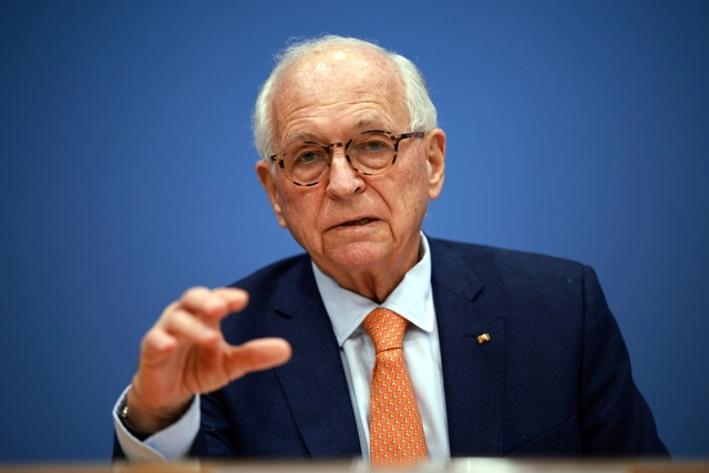 오는 13일 독일 뮌헨에서 열리는 뮌헨안보회의(MSC)를 앞두고 9일 베를린에서 열린 사전기자회견에서 볼프강 이싱거 뮌헨안보회의 의장이 9일 뮌헨안보회의 개막에 앞서 기자 회견을 갖고 발언하고 있다. EPA 연합뉴스