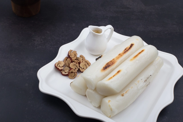 달콤한 꿀·조청과 함께 먹는 가래떡 구이.