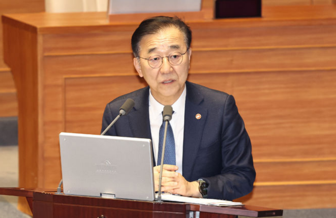 ‘1·29 공급, 文 재탕’ 비판에…국토장관 “일리있다”