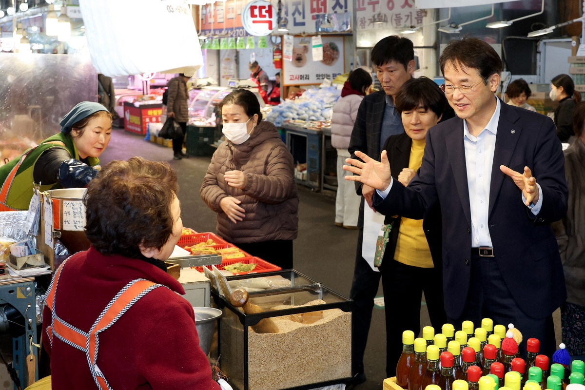 이동환 고양시장 설 명절 전통시장 격려 방문 관련 이미지