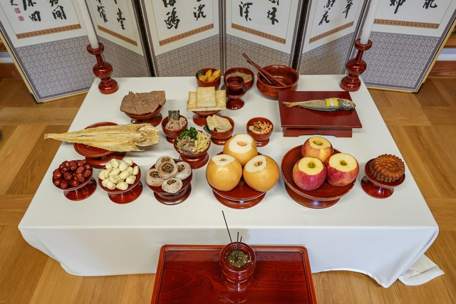 차례상 예시. 한국농수산식품유통공사(aT) 제공